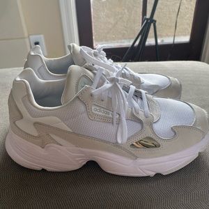 Adidas Falcon Sneaker Women’s